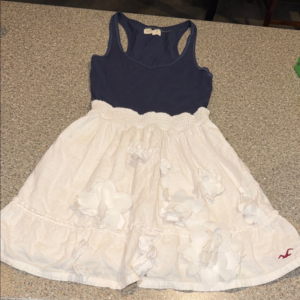 Hollister y2k babydoll Navy and White Floral Dress